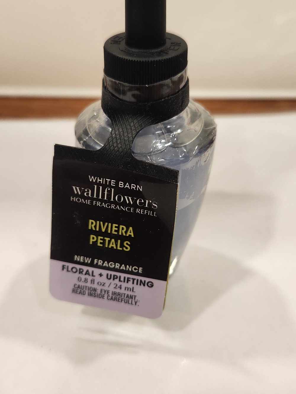 White Barn Wallflowers Riviera Petals Fragrance Refill - Blue and Black